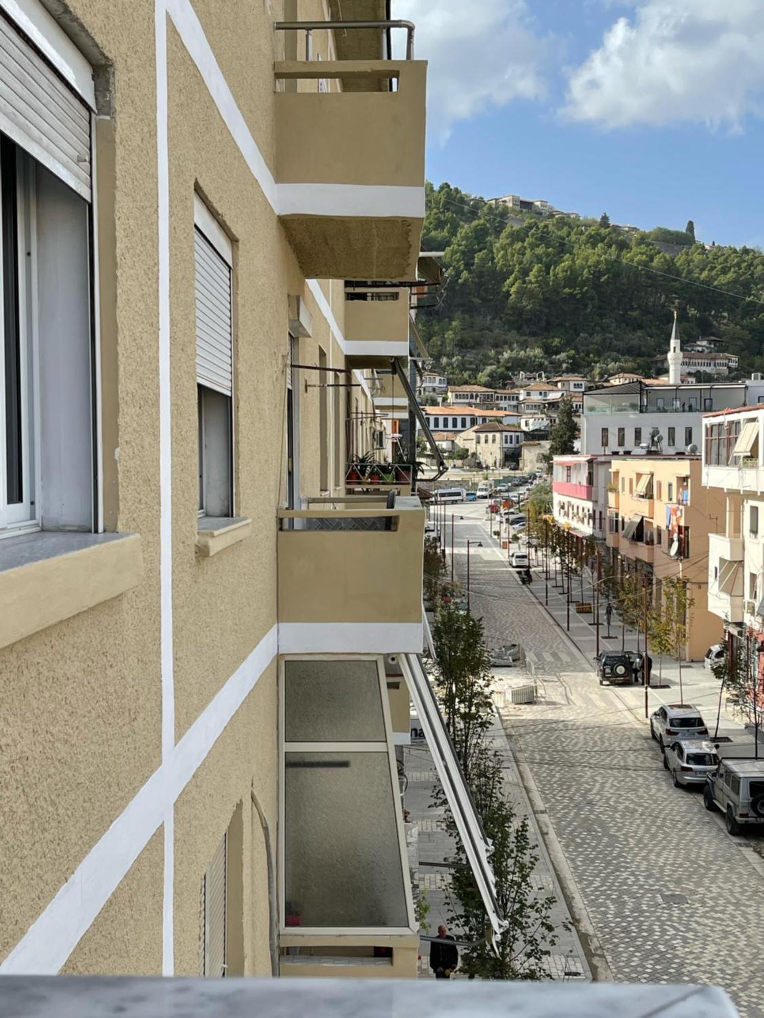 Beratinus Apartment In Berat Center Exterior photo